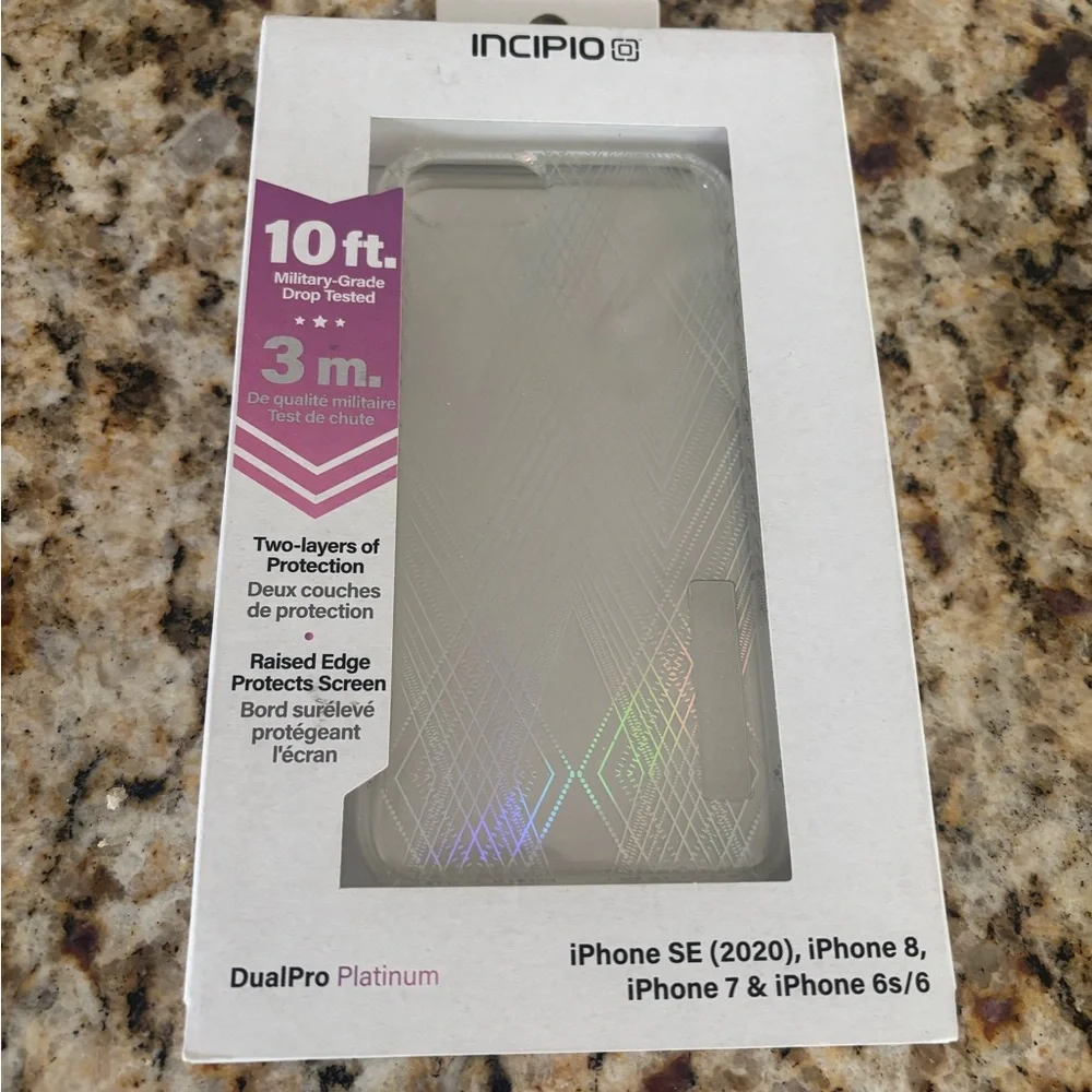 NWT Incipio Silver Protective Case with 10ft Drop Protection
